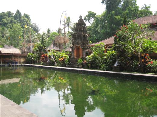 圣泉庙  巴厘岛旅游景点